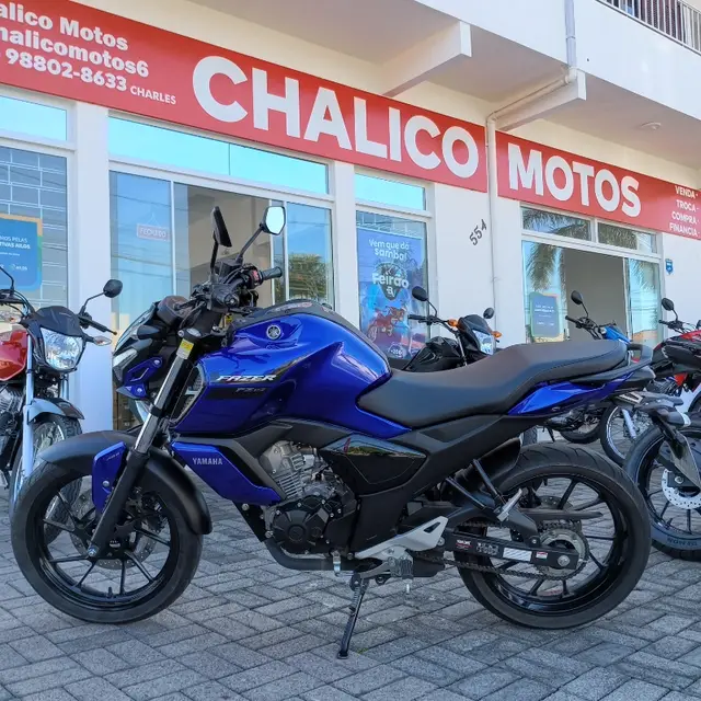 Moto Yamaha Fazer FZ15 2024 ABS