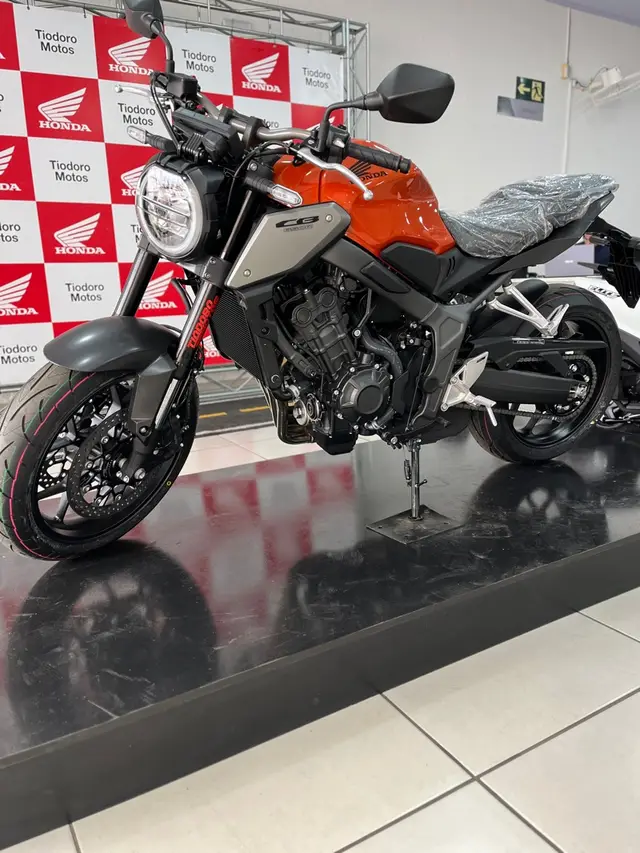 Moto Honda CB 650R 2024 (ABS)