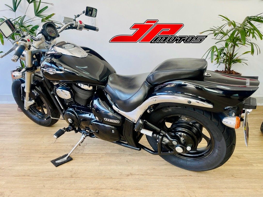 Suzuki Boulevard
