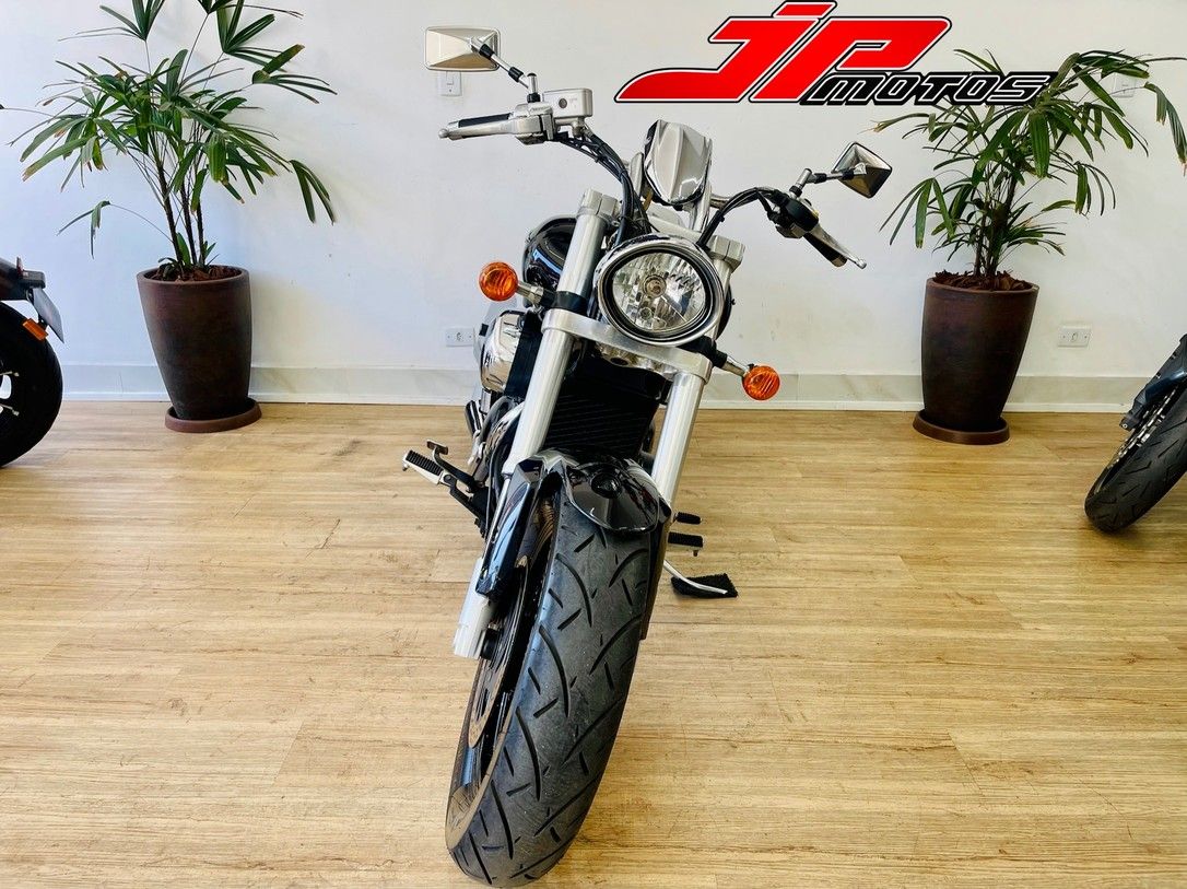 Suzuki Boulevard