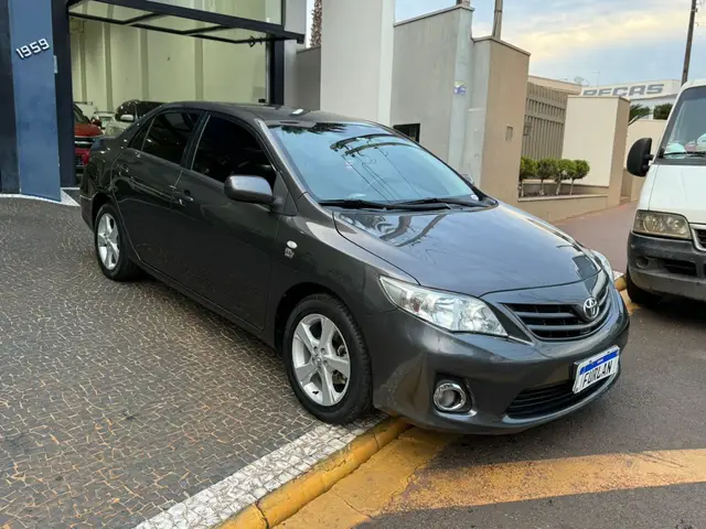 Carro Toyota Corolla 2014 Sedan 1.8 Dual VVT-i GLI (flex)