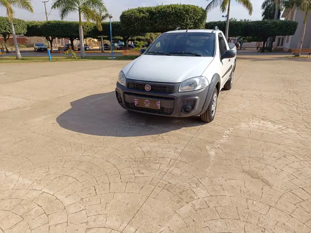 Carro Fiat Strada 2020 Hard Working 1.4 (Flex) (Cabine Simples)