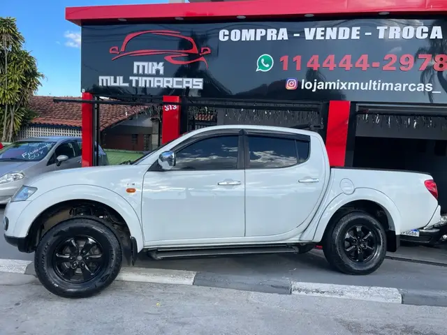 Carro Mitsubishi L200 Triton Sport 2013 3.2 DI-D 4x4 (Aut)