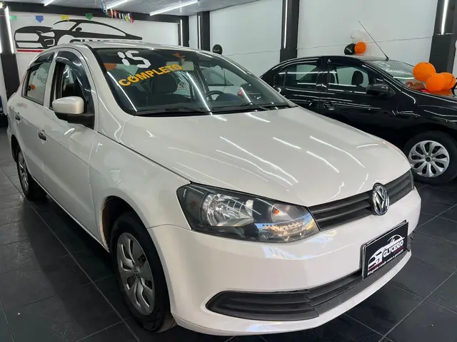 Carro Volkswagen Voyage 2015 1.0 TEC City (Flex)