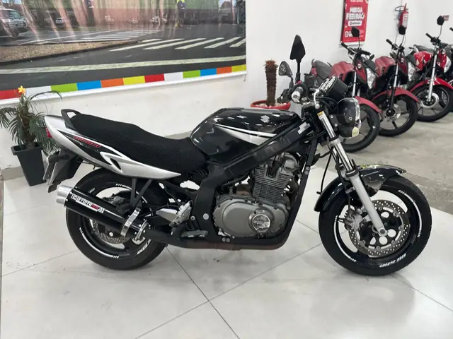 Moto Suzuki Gs 500 2008 E