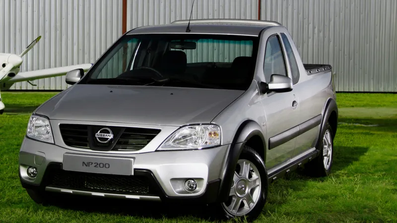 Picape do Kicks? Nissan tem modelo que usa base do Renault Logan para ter vida