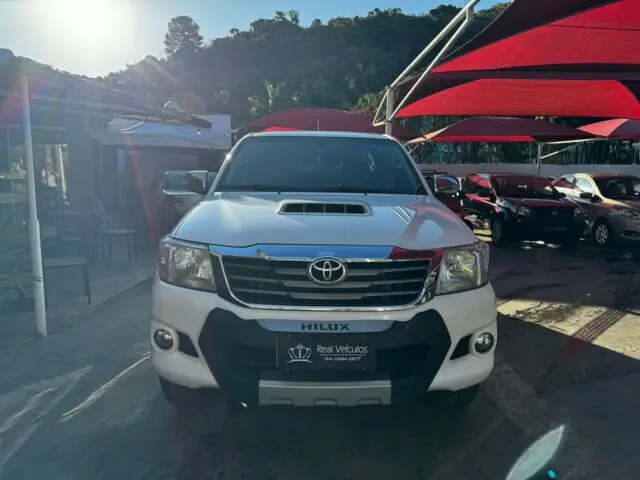 Carro Toyota Hilux Cabine Dupla 2015 Hilux 3.0 TDI 4x4 CD SRV (Diesel)