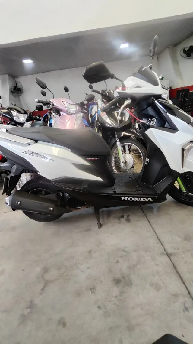 Moto Honda Elite 125 2022 CBS
