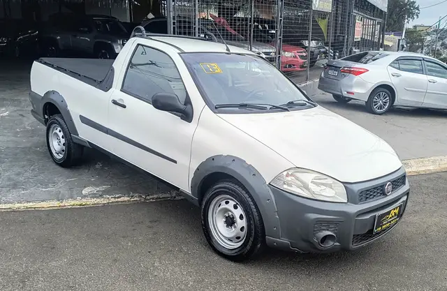 Carro Fiat Strada 2013 Working 1.4 (Flex)