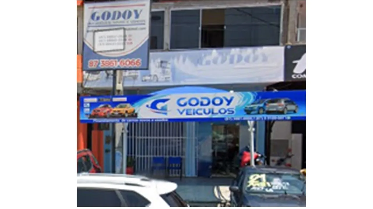 Fachada da loja Godoy Veículos - Petrolina - PE
