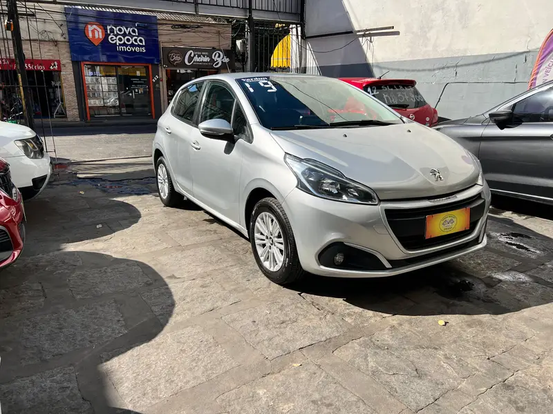 Peugeot 208 Active Pack 1.6 16V (Flex) (Aut)