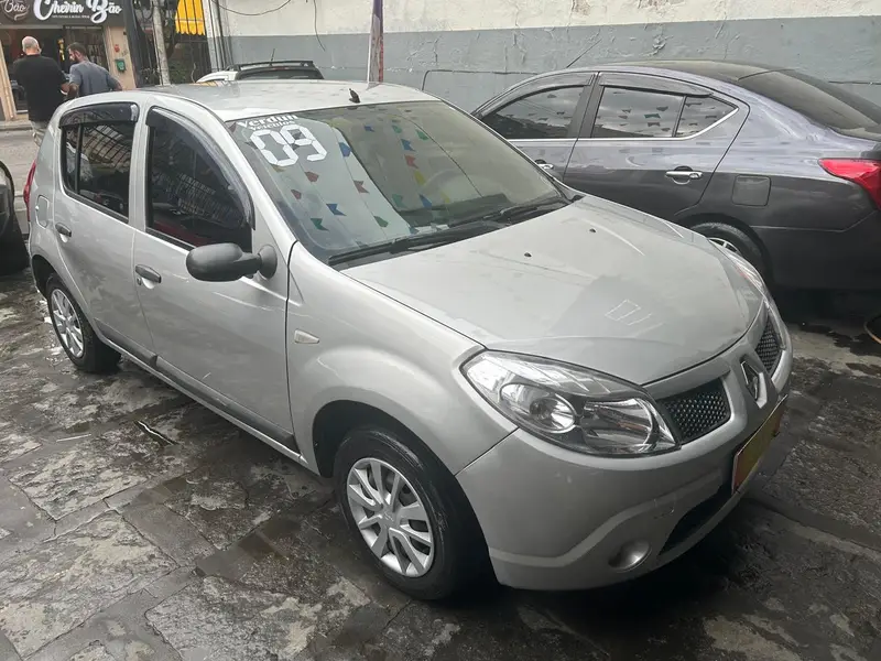 Renault Sandero Expression 1.0 16V (flex)