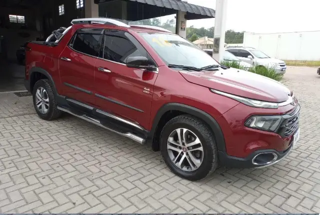 Carro Fiat Toro 2018 Volcano 2.0 diesel AT9 4x4