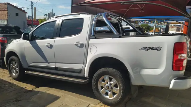 Carro Chevrolet S10 Cabine Dupla 2013 S10 LT 2.4 4x2 (Cab Dupla) (Flex)