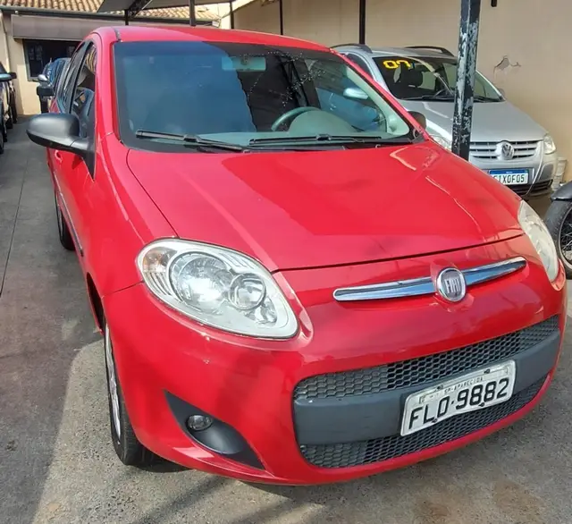 Carro Fiat Palio 2013 Attractive 1.0 8V (Flex)