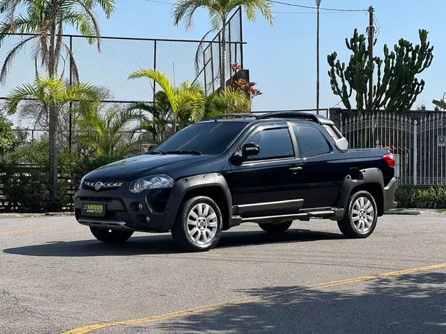 Carro Fiat Strada 2015 Adventure 1.8 16V (Flex) (Cabine Dupla)