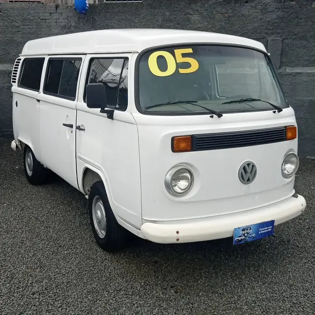 Carro Volkswagen Kombi 2005 Standard 1.6