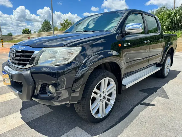 Carro Toyota Hilux Cabine Dupla 2012 Hilux 2.7 SR CD 4x2 (Flex) (Aut)