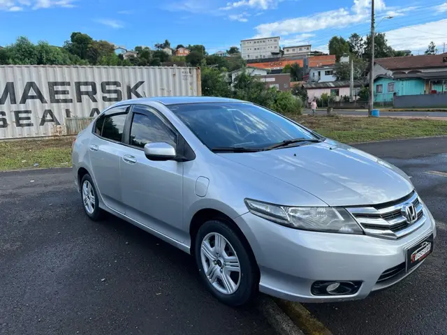 Carro Honda City 2013 DX 1.5 (Flex)