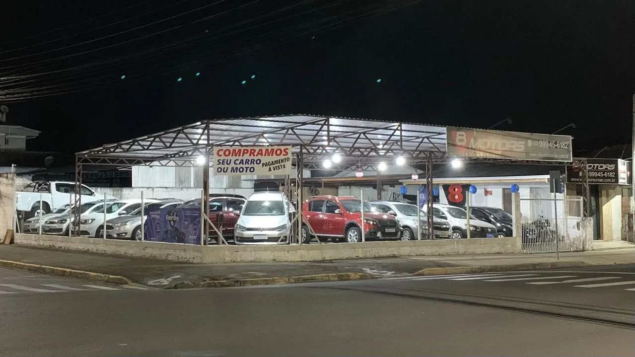 Fachada da loja Veículos à venda em V8 MOTORS  - Porto União - SC | Mobiauto
