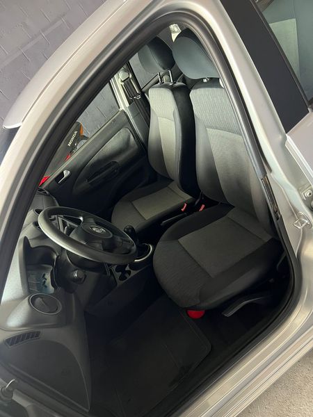 Gol 1.6 VHT City (Flex) 4p