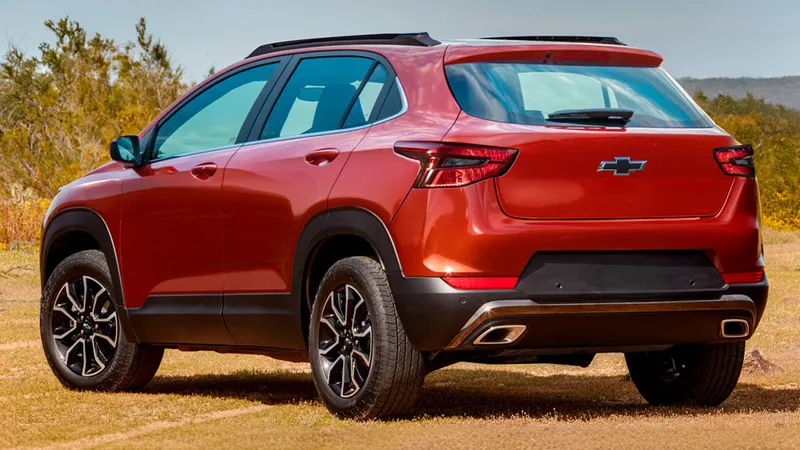 SUV do Chevrolet Onix terá versão híbrida flex já no lançamento
