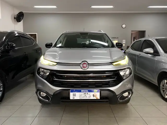 Carro Fiat Toro 2020 Volcano 2.4 AT9 4x2 (Flex)