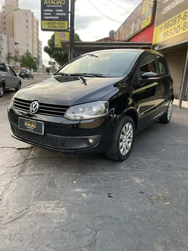 Carro Volkswagen Fox 2014 1.6 VHT I-Motion (Flex)