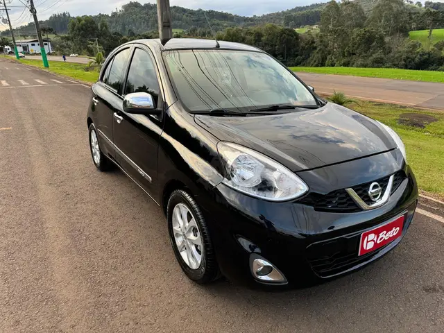 Carro Nissan March 2015 1.0 12V SV (Flex)