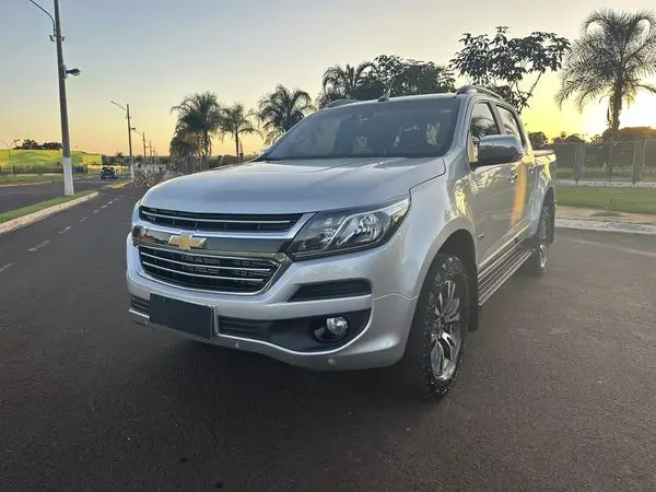 Carro Chevrolet S10 Cabine Dupla 2020 S10 2.8 CTDI LS 4WD (Cabine Dupla)