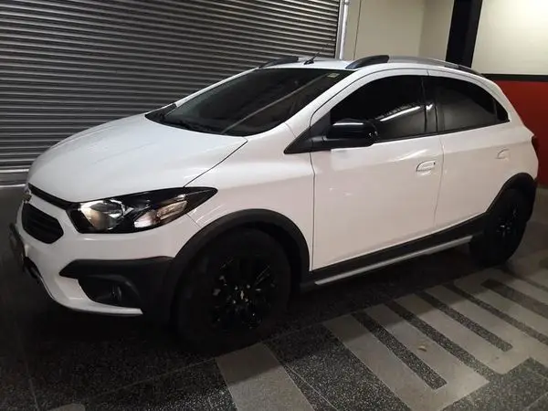 Carro Chevrolet Onix 2019 1.4 LT SPE/4