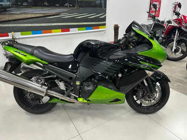 Moto Kawasaki ZX-14 2011 ZX 14R 1352cc