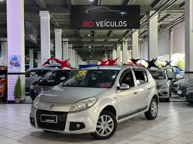 Carro Renault Sandero 2013 Expression 1.0 16V (flex)