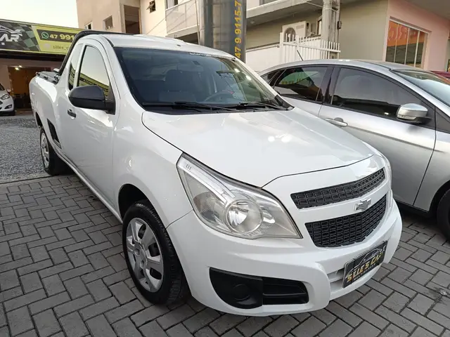 Carro Chevrolet Montana 2017 LS 1.4 (Flex)