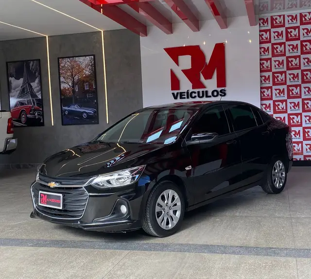 Carro Chevrolet Onix Plus 2020 1.0 LT (Flex)