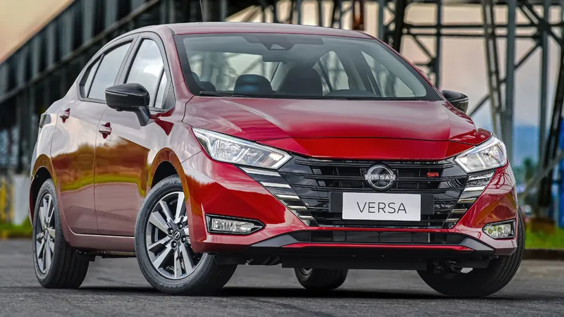 Nissan Versa 2024 tem desconto de R$ 8 mil até agosto; outros modelos têm ofertas