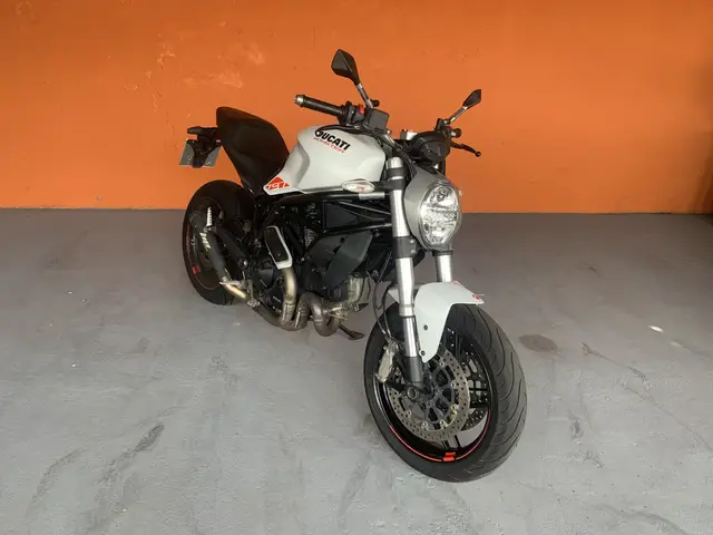 Carro Ducati Monster 2019 797