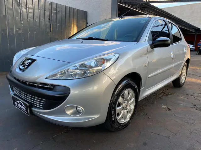 Carro Peugeot 207 2011 Hatch XR Sport 1.4 8V (flex)