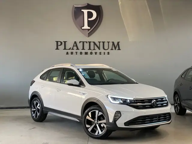 Carro Volkswagen Nivus 2024 Highline 200 TSI