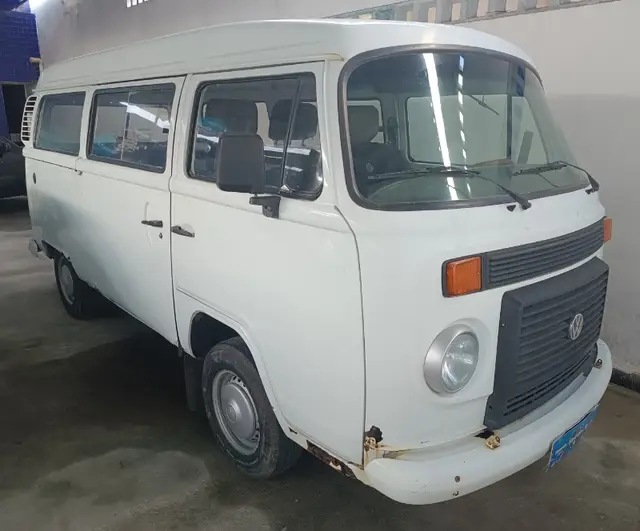 Carro Volkswagen Kombi Furgão 2007 1.4 (Flex)