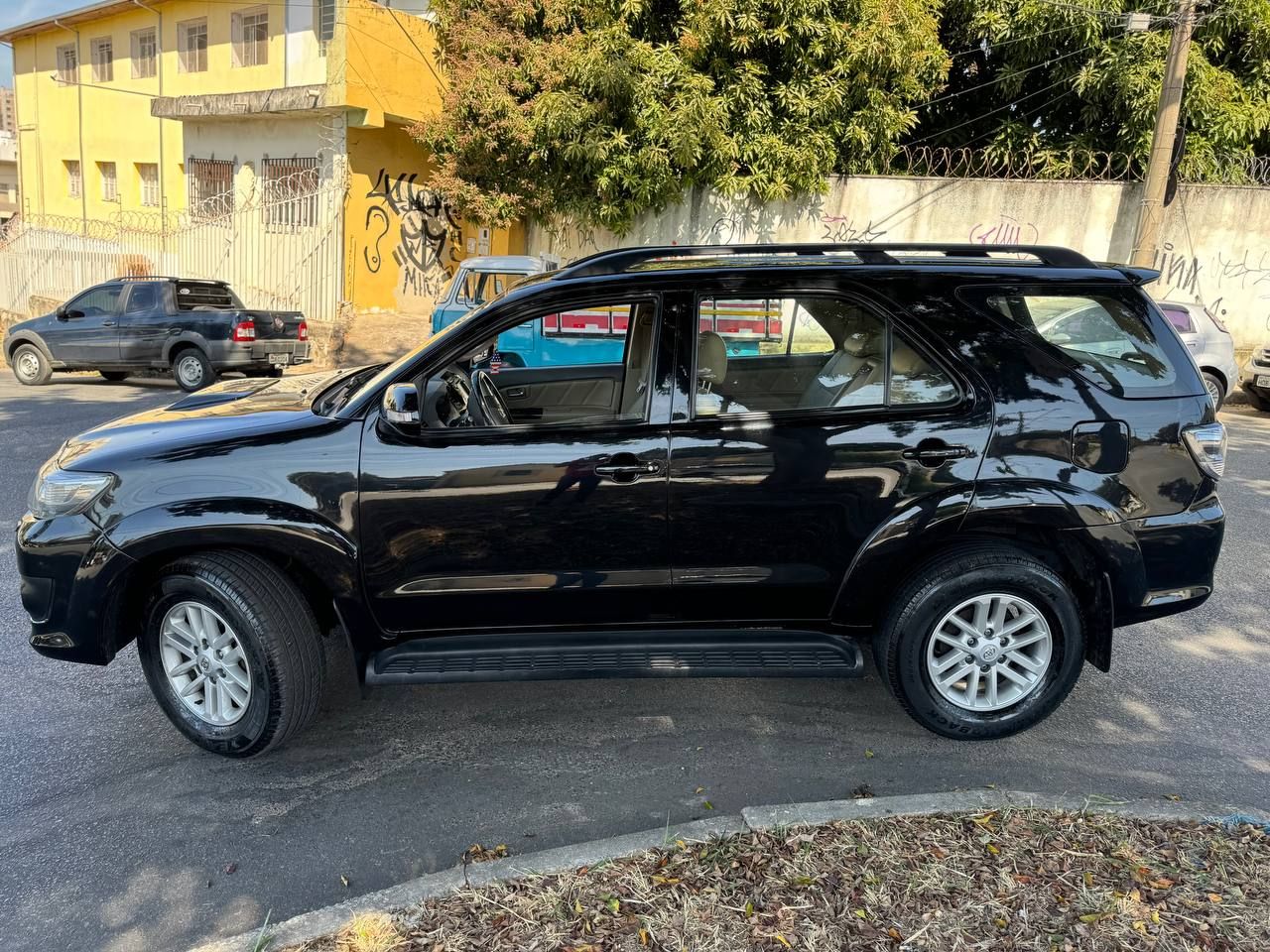 Toyota Hilux SW4