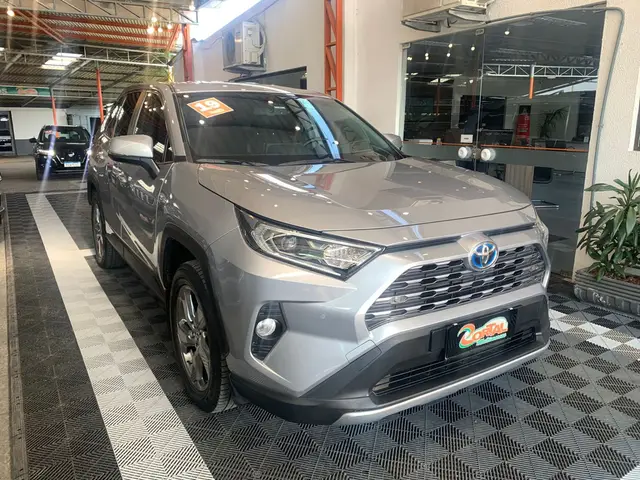 Carro Toyota RAV4 2019 S 2.5 L AWD HYBRID