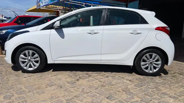 Carro Hyundai HB20 2014 1.6 Comfort Plus (Flex)