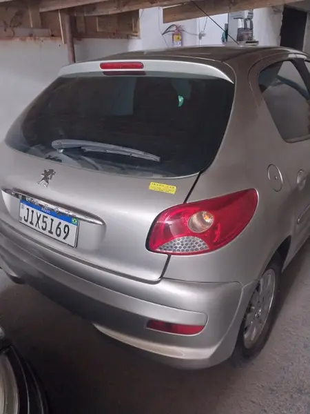 Carro Peugeot 207 2012 Hatch XR 1.4 8V (flex) 2p