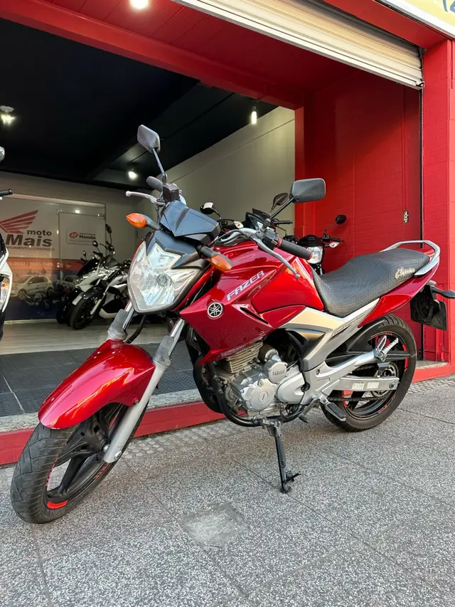 Carro Yamaha YS 250 Fazer 2012 250cc