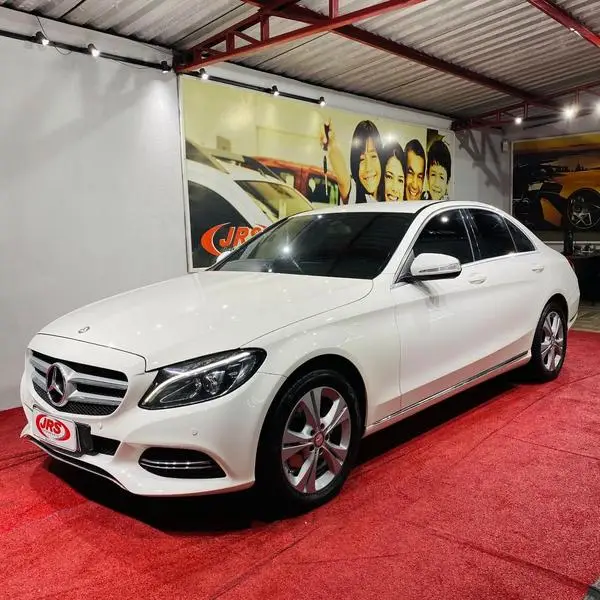 Mercedes-Benz C 180 1.6 C 180 Exclusive