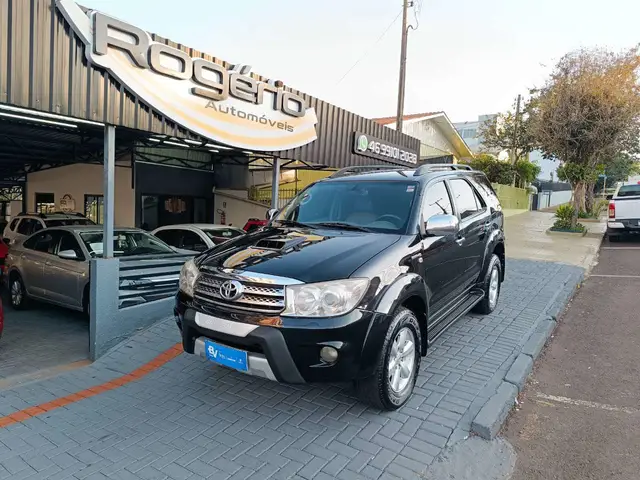 Carro Toyota Hilux SW4 2011 SRV 4x4 3.0 Turbo  (aut)