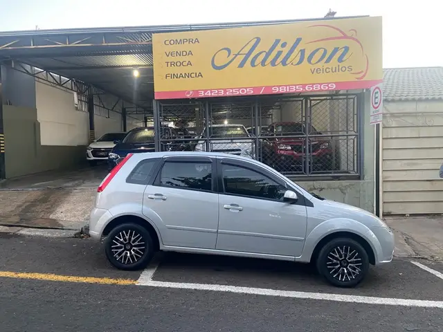 Carro Ford Fiesta Hatch 2008 Fly 1.6 (Flex)