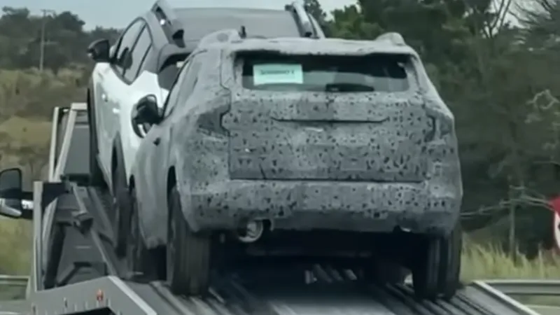 Flagra: novo Renault Duster é flagrado no Brasil e será irmão maior do Kardian