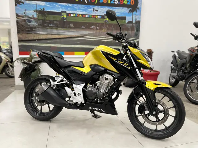 Carro Honda CB 300F Twister 2023 (ABS)